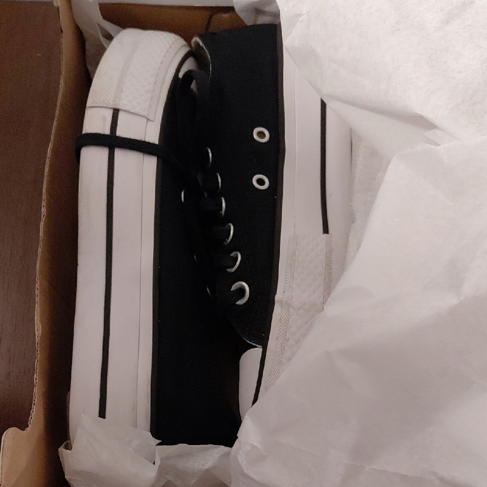Converse Black and White Women's Sneakers